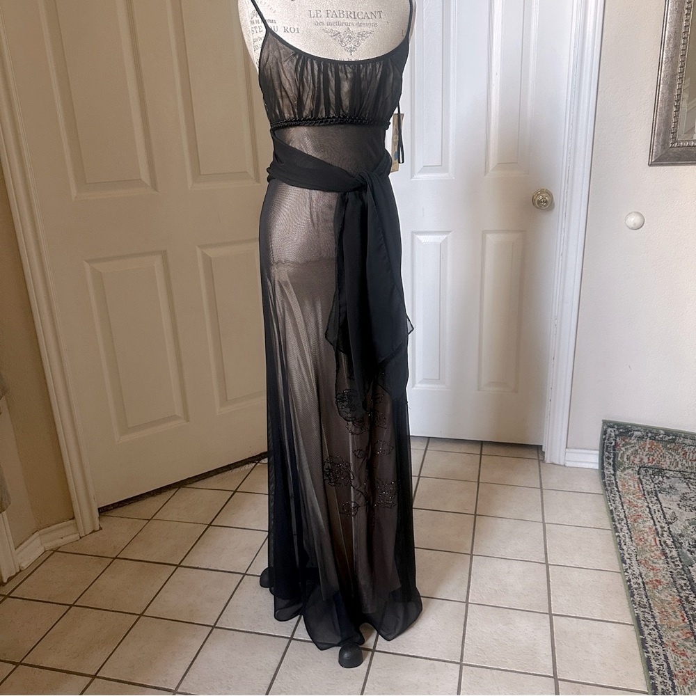 Black Over Gold Vintage Design Long Dress - Picture 2 of 16